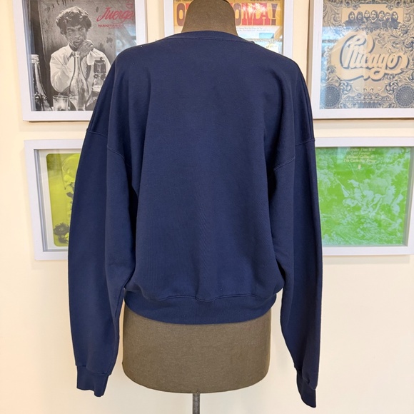 💙 Vintage 90s Embroidered Heart Crewneck Sweatshirt - Picture 2 of 8